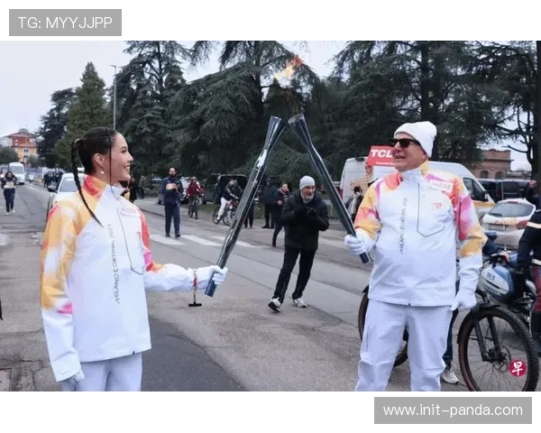 各参赛队每个组别、级别限报2名运动员，不得兼项参赛