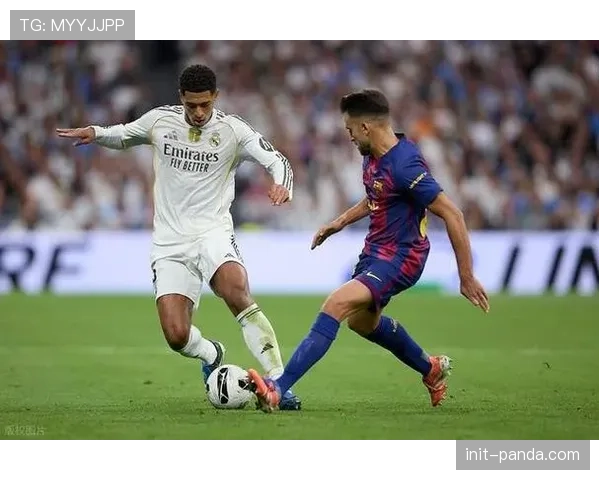 前皇马球星贝尔现身伯纳乌,观看国家德比 前皇马球星贝尔现身伯纳乌,观看国家德比